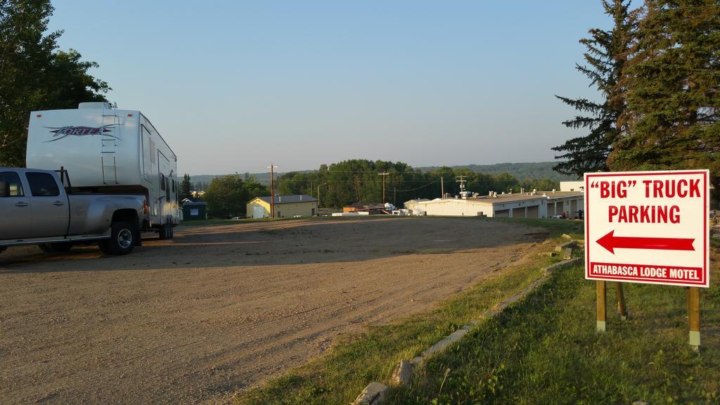 Athabasca Lodge Motel Exterior foto